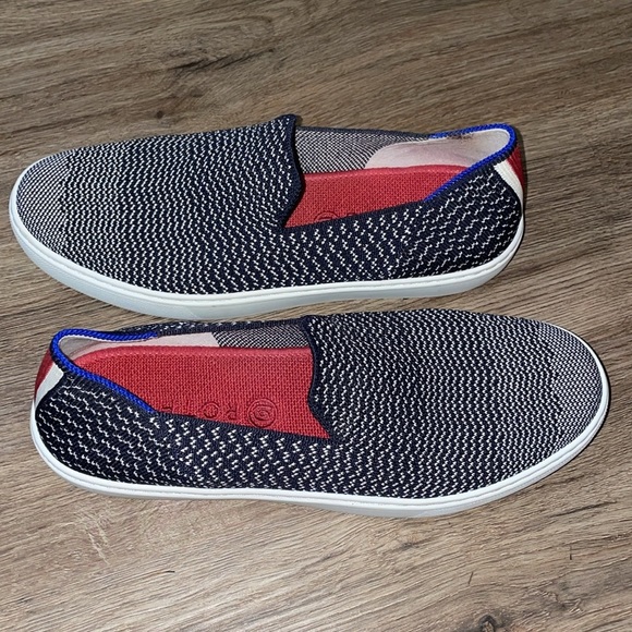 Rothys retired slide on maritime gradient size - 8 woman’s sneaker - Picture 4 of 6